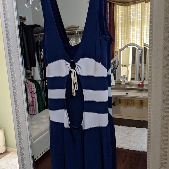 Summer Backless Maxi Dress - Picture 9 of 14